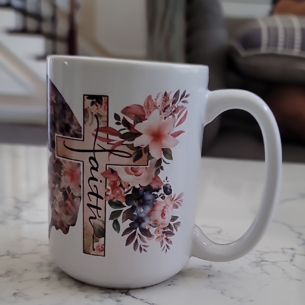 Elegant White Floral Mug with Faith Design
